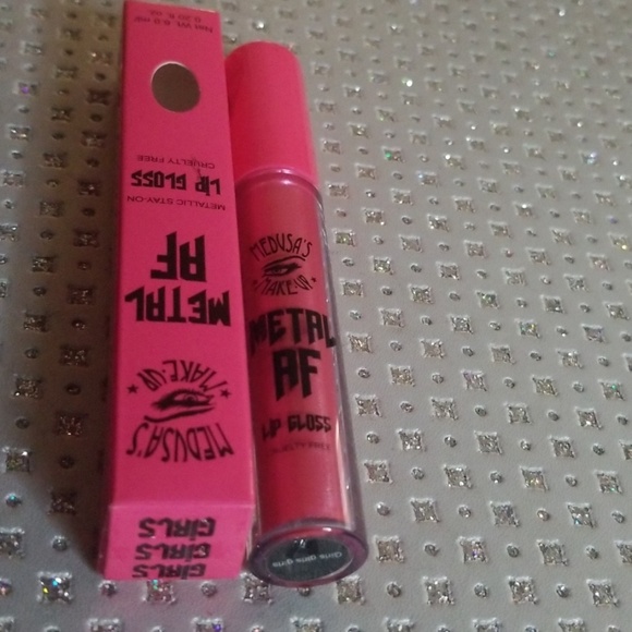 🌟HP🌟GIRLS GIRLS GIRLS Medusa Makeup METAL Gloss NWT - Picture 8 of 8